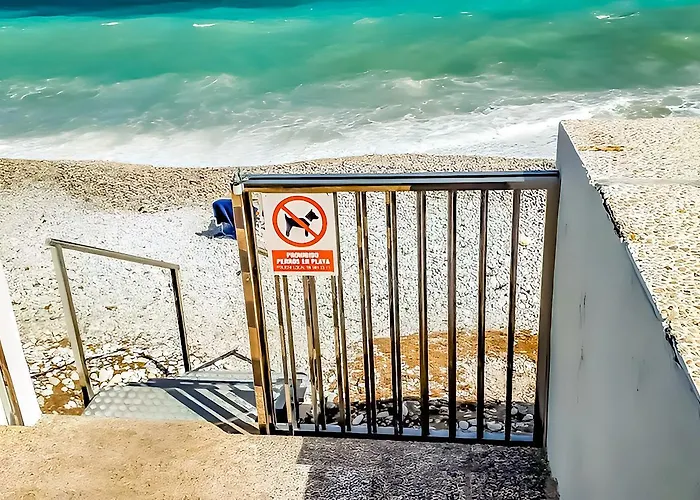 Apartamento Primera Linea Con Acceso Privado A La Playa